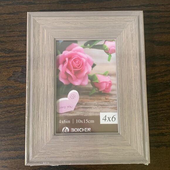 Set of 4 Rustic Wood Picture Frames – 4x6 Gray Brown Distressed Farmhouse Style - Picture 4 of 7